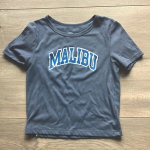 Social Culture Malibu shirt! Slightly cropped. Size Small